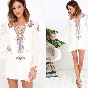 Lulus My Bell-Loved Ivory Embroidered Shift Dress size medium
